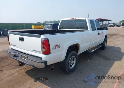2005 Chevrolet Silverado 2500Hd Ls z USA, uszkodzony, nr VIN 1GCHK29UX5E201428